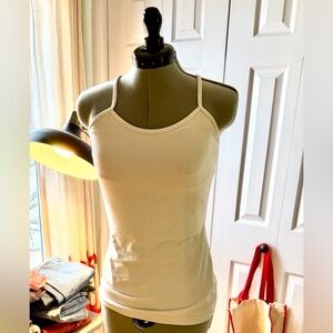 Lululemon tank with built in bra